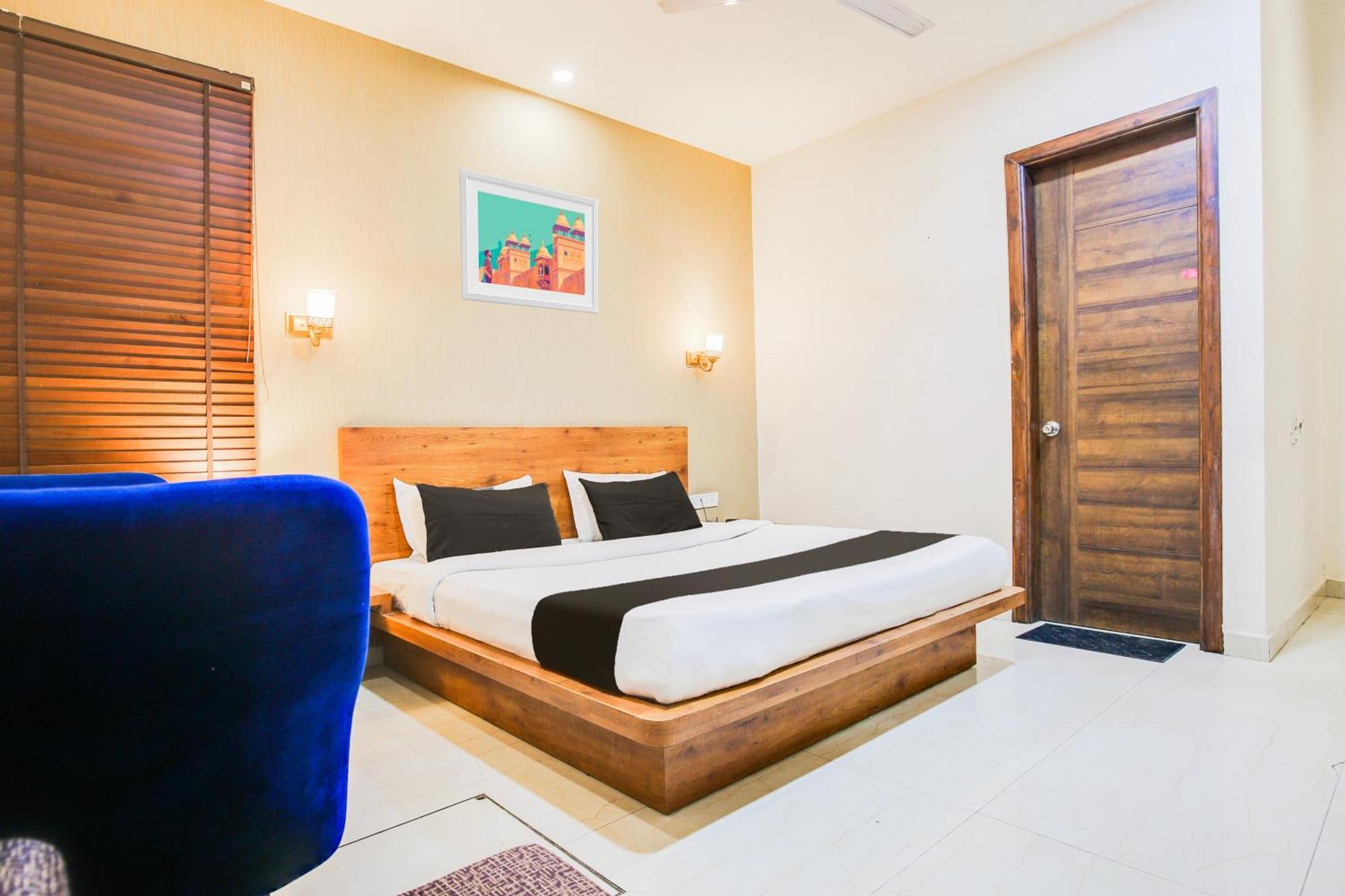 Super Townhouse Grand Fortune Amritsar Exteriör bild