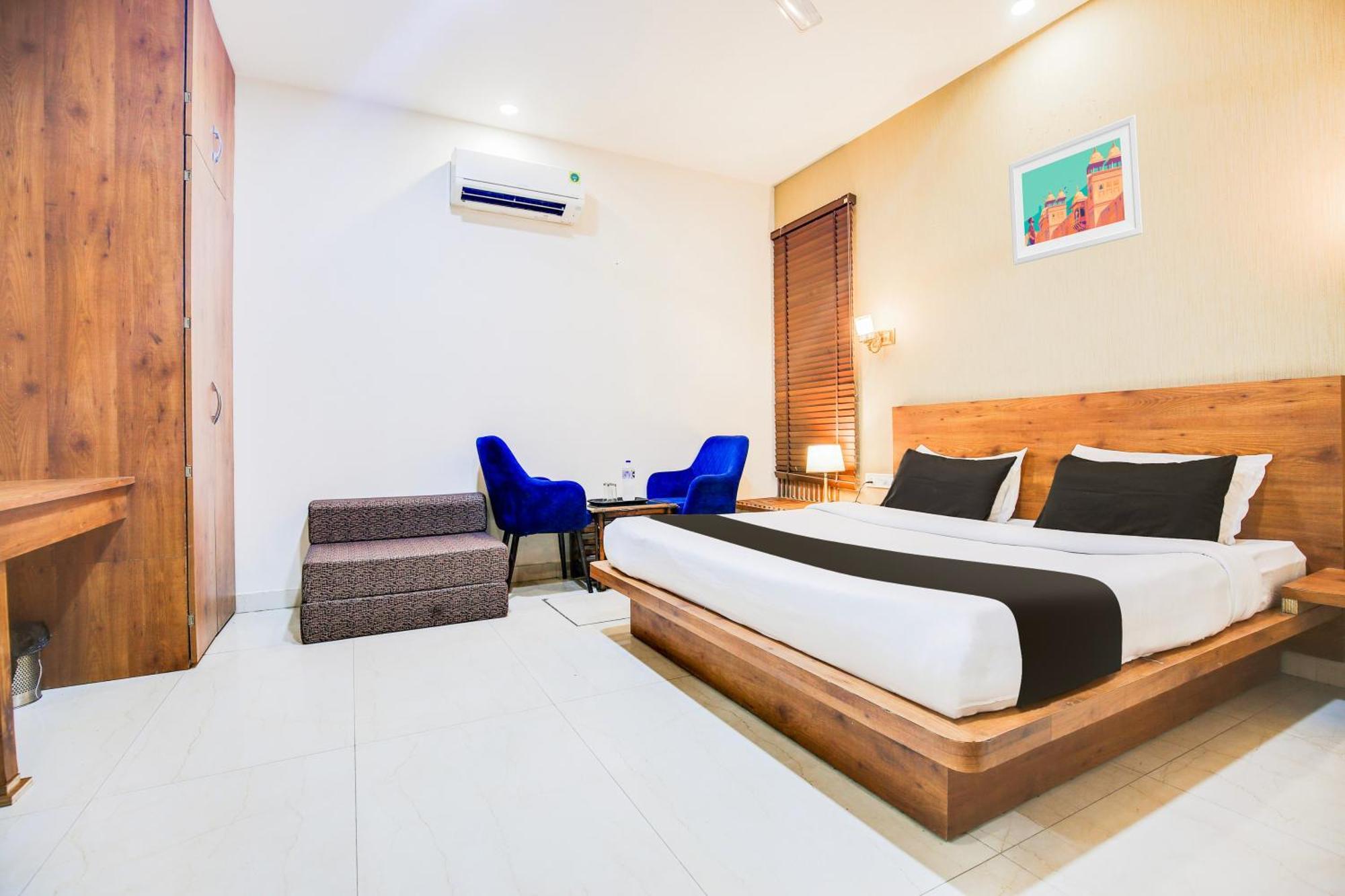Super Townhouse Grand Fortune Amritsar Exteriör bild