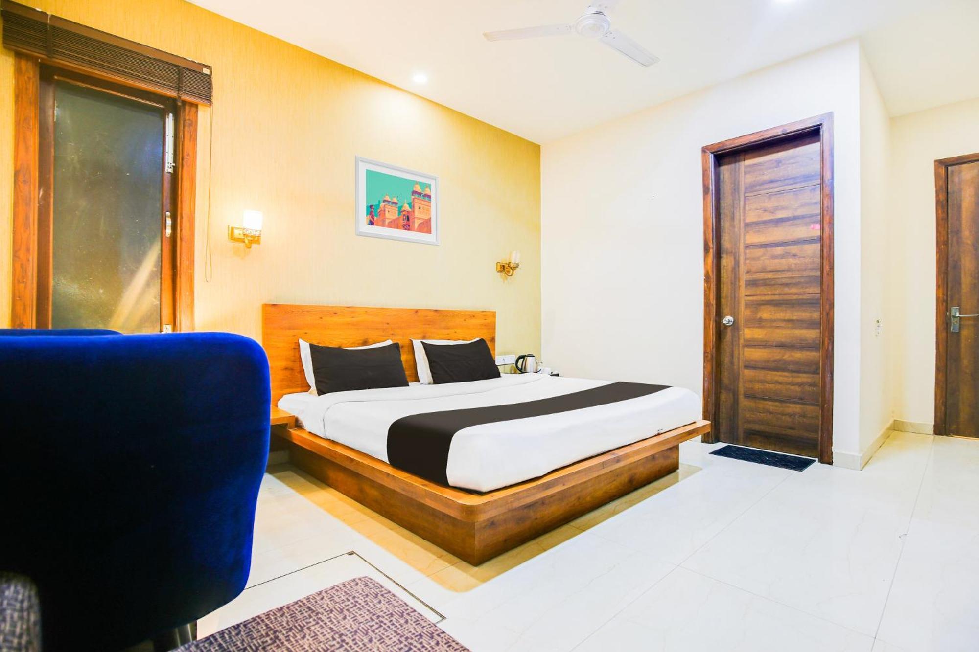 Super Townhouse Grand Fortune Amritsar Exteriör bild